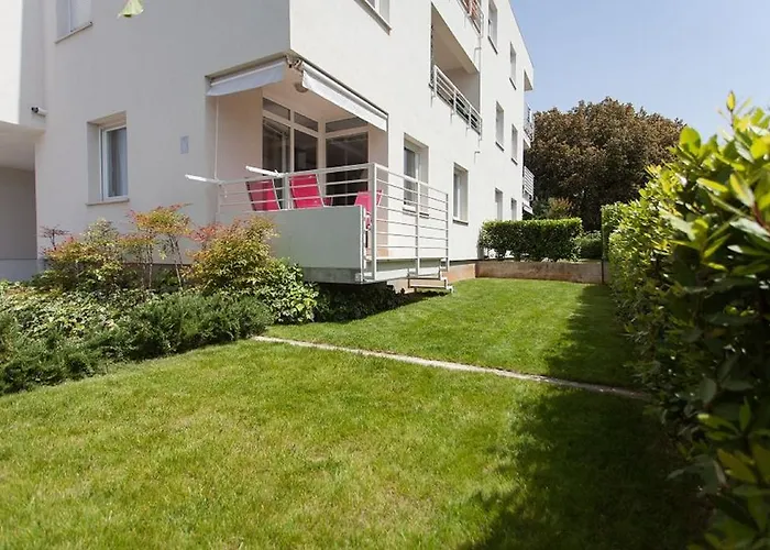 Kuvi Apartament *